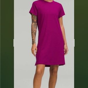 lululemon athletica Short Sleeve T-Shirt Dress in Magenta